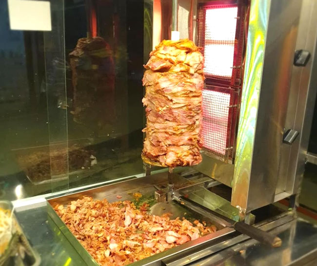 lò nướng thịt doner kebab đã sử dụng